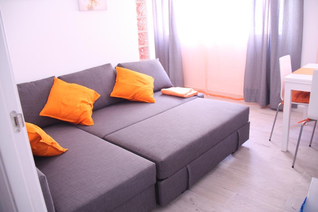 Apartamento Orange Triana Centro إشبيلية المظهر الخارجي الصورة
